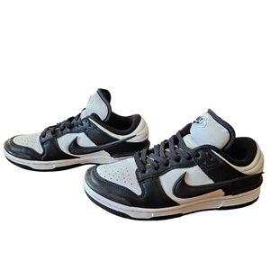 The Nike Women’s Dunk Low Twist ‘Panda’ all-leather upper, Women Sz 6.5